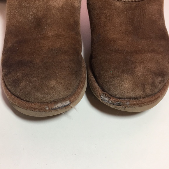 UGG classic tall boots size 5 - Picture 2 of 6